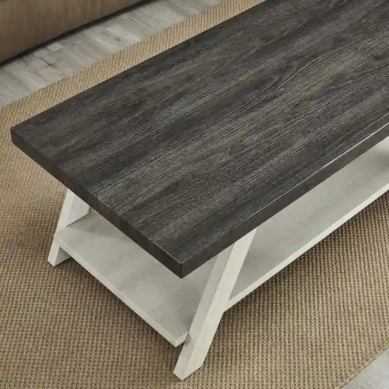 Table basse contemporaine en bois bicolore vieilli pour salon avec étagère