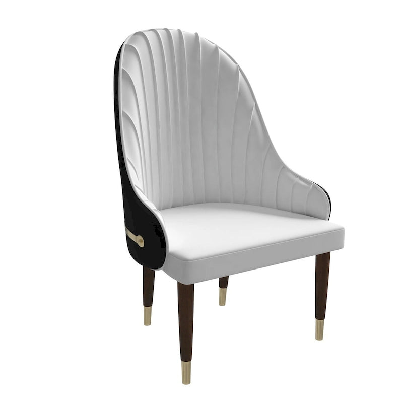 Chaise de salle à manger en cuir avec dossier ondulé et accents dorés Collection Elara